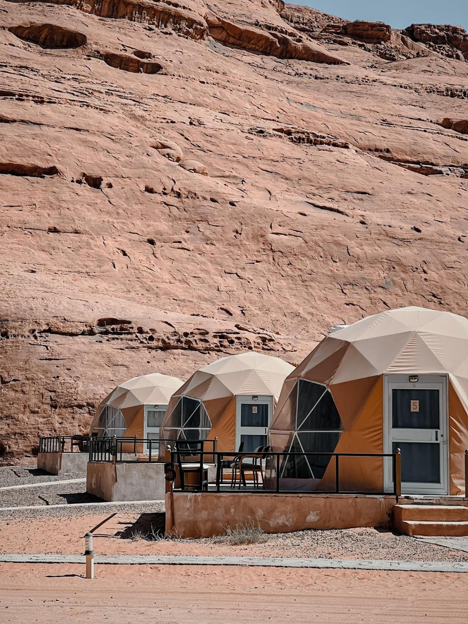 Wadi Rum Bedouin Style Camp Hotel Exterior photo